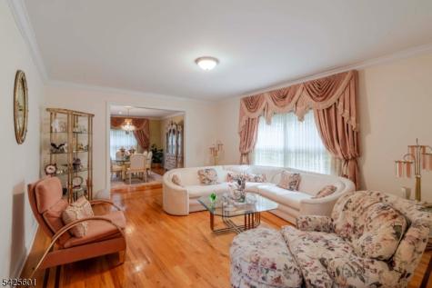 12 Morgan Way East Hanover NJ 07936