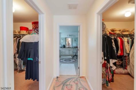 12 Morgan Way East Hanover NJ 07936