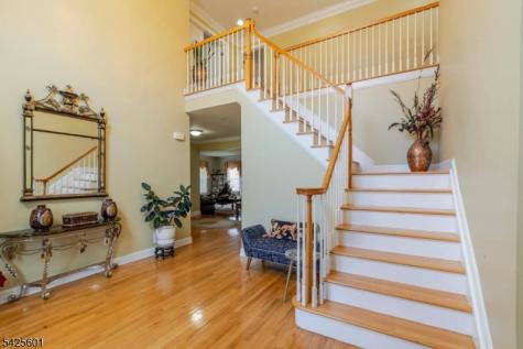 12 Morgan Way East Hanover NJ 07936