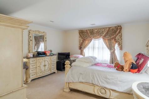 12 Morgan Way East Hanover NJ 07936