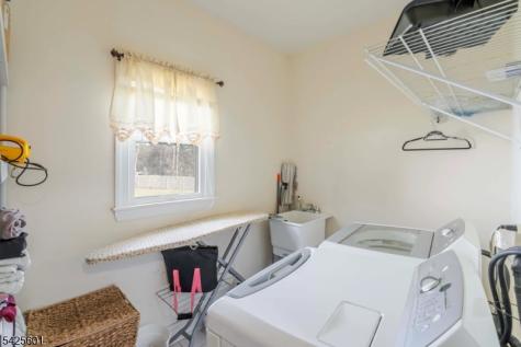 12 Morgan Way East Hanover NJ 07936