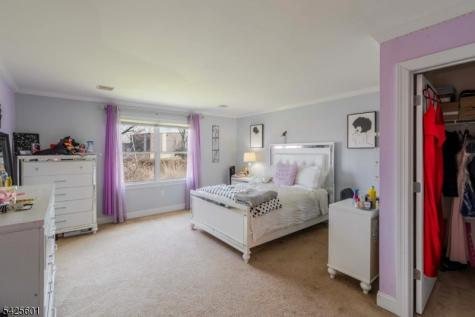 12 Morgan Way East Hanover NJ 07936