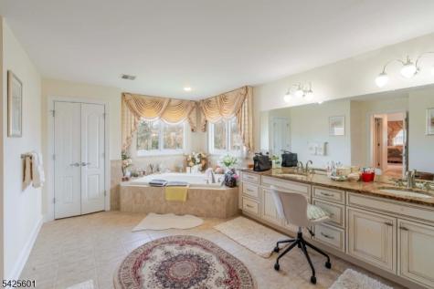 12 Morgan Way East Hanover NJ 07936