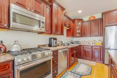 12 Morgan Way East Hanover NJ 07936