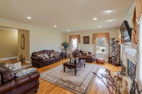 12 Morgan Way East Hanover NJ 07936