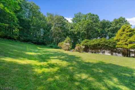 530 Bellwood Park Road Bethlehem NJ 08802