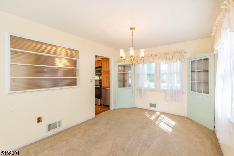 33 Weaver Place East Hanover NJ 07936