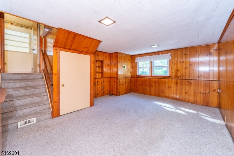 33 Weaver Place East Hanover NJ 07936