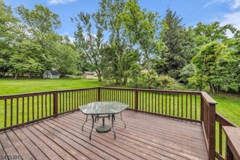 23 Ridge Court Cedar Grove NJ 07009