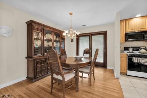 23 Ridge Court Cedar Grove NJ 07009