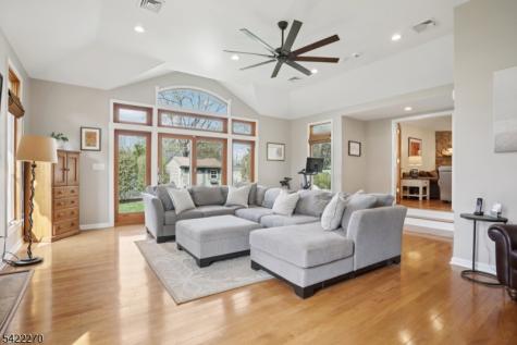 84 Westland Road Cedar Grove NJ 07009