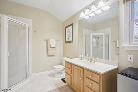 84 Westland Road Cedar Grove NJ 07009