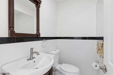 49 Hall Drive Clark NJ 07066