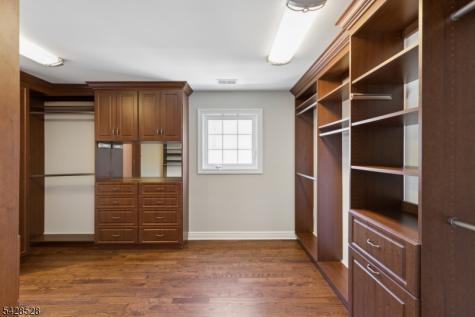 49 Hall Drive Clark NJ 07066