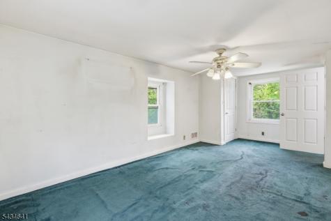 71 Center Street West Milford NJ 07480