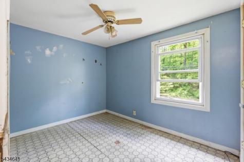 71 Center Street West Milford NJ 07480