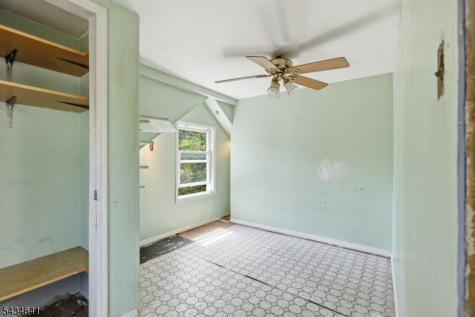 71 Center Street West Milford NJ 07480
