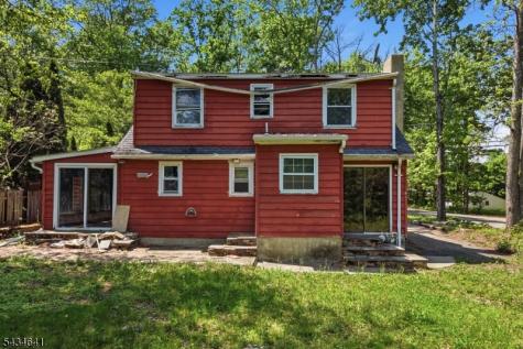 71 Center Street West Milford NJ 07480