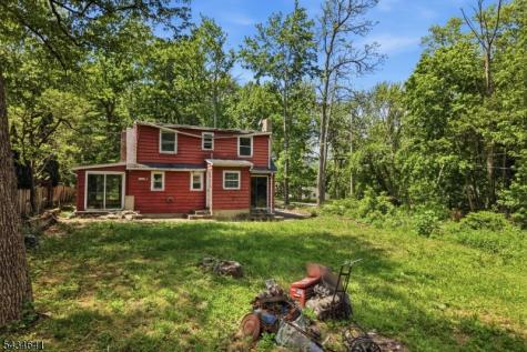 71 Center Street West Milford NJ 07480