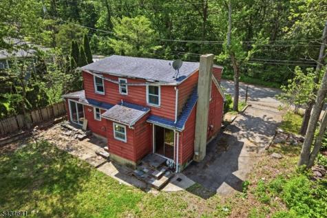 71 Center Street West Milford NJ 07480