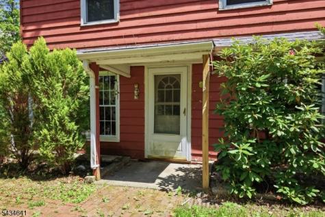 71 Center Street West Milford NJ 07480