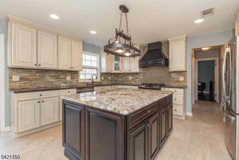 12 Fox Run Parsippany-troy Hills NJ 07054