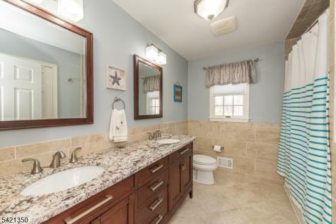 12 Fox Run Parsippany-troy Hills NJ 07054