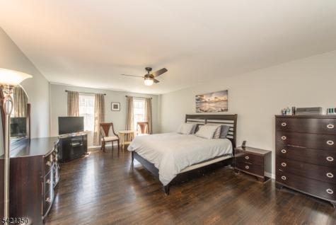 12 Fox Run Parsippany-troy Hills NJ 07054