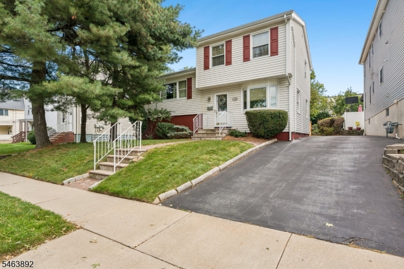 195 E Passaic Avenue Bloomfield NJ 07003