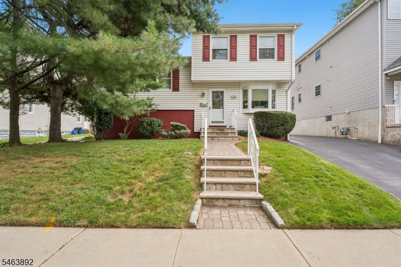 195 E Passaic Avenue Bloomfield NJ 07003