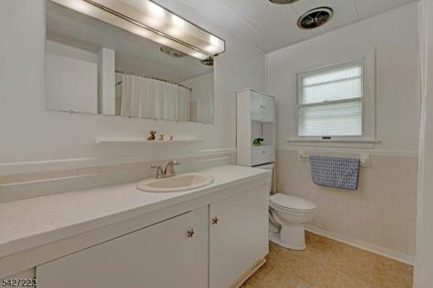 5 Decker Road Harmony NJ 08865