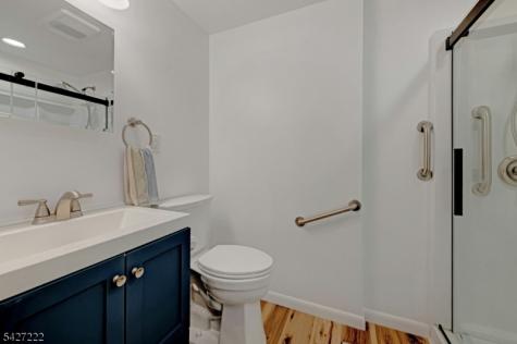 5 Decker Road Harmony NJ 08865