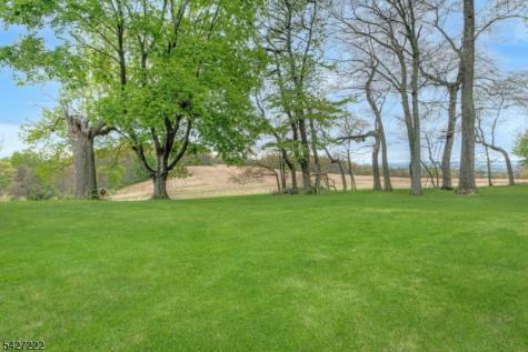 5 Decker Road Harmony NJ 08865