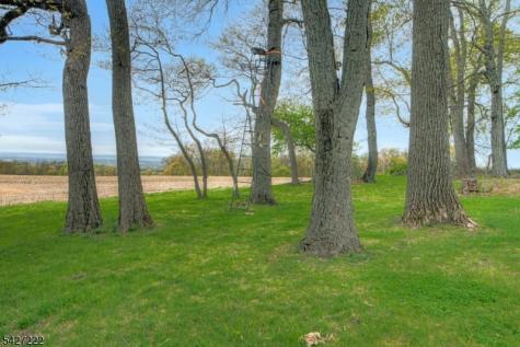 5 Decker Road Harmony NJ 08865