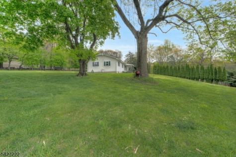 5 Decker Road Harmony NJ 08865