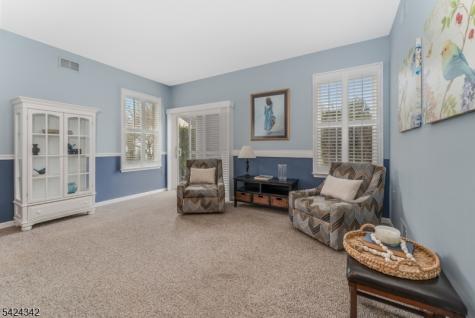 11 Stafford Lane White NJ 07823
