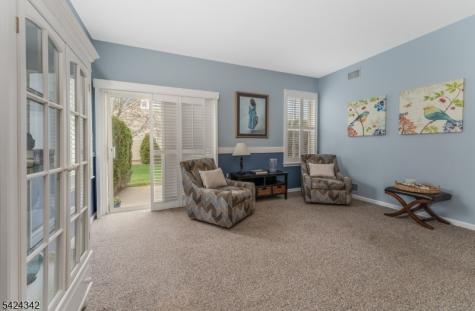 11 Stafford Lane White NJ 07823