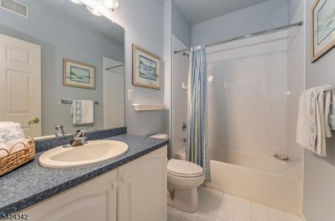 11 Stafford Lane White NJ 07823