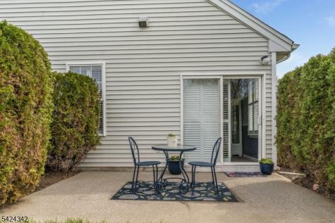 11 Stafford Lane White NJ 07823