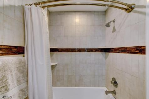 61 Lakeside Drive NW Vernon NJ 07461