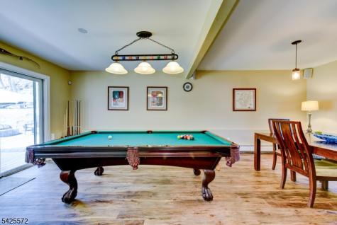 61 Lakeside Drive NW Vernon NJ 07461