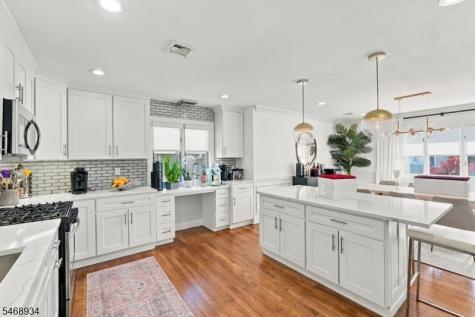6 Azalea Drive E Wallington NJ 07057
