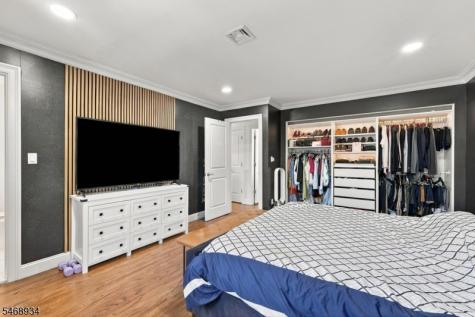 6 Azalea Drive E Wallington NJ 07057