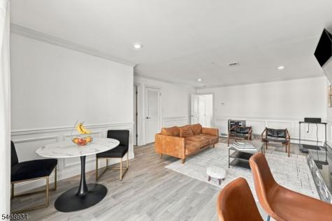 6 Azalea Drive E Wallington NJ 07057