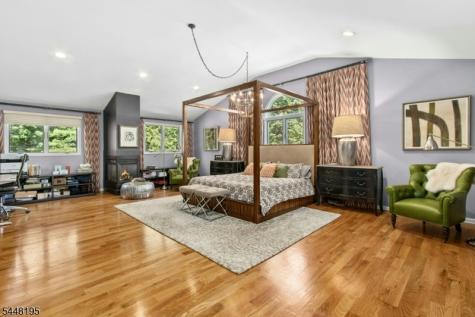 356 Longview Drive Mountainside NJ 07092
