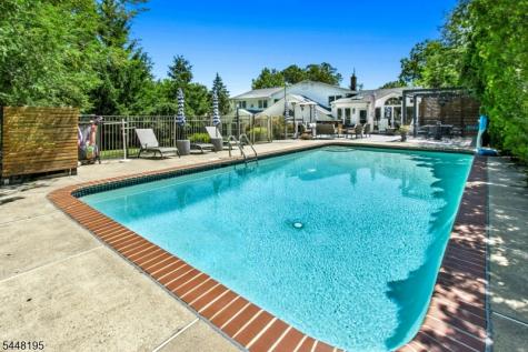 356 Longview Drive Mountainside NJ 07092