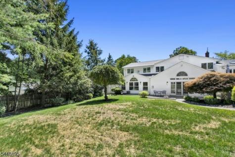 356 Longview Drive Mountainside NJ 07092