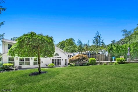 356 Longview Drive Mountainside NJ 07092