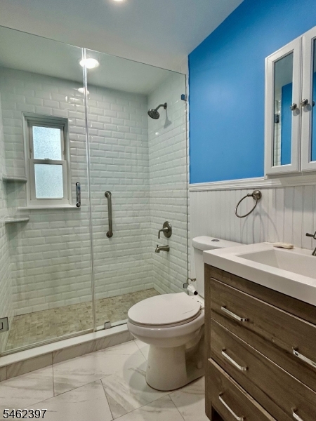 222 Terrace Avenue Lodi NJ 07644