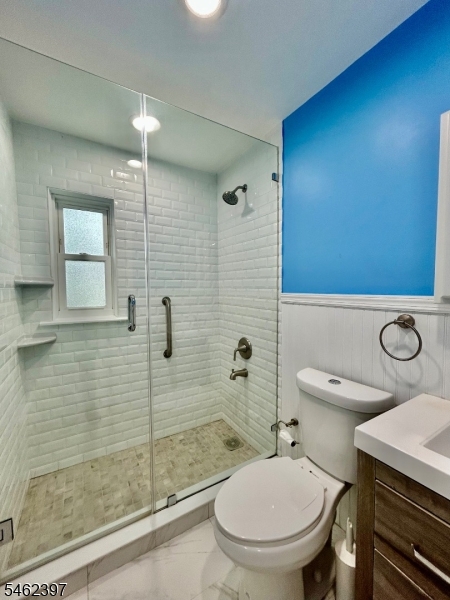 222 Terrace Avenue Lodi NJ 07644